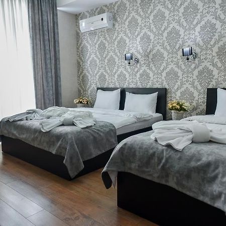 Marialuis Hotel Tiflis Exterior foto